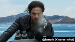  شاہ رخ خان آخری بار چار برس قبل بڑی اسکرین پر جلوہ گر ہوئے تھے۔