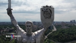 Ukraine cắt bỏ biểu tượng Búa Liềm Liên Xô ra khỏi Tượng đài Tổ quốc