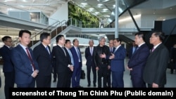 Thủ tướng Phạm Minh Chính gặp các lãnh đạo hàng đầu của hãng NVIDIA ở Mỹ, 18/9/2023.