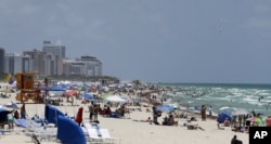 فلوریڈا کے میامی بیچ کا شمار امریکہ کی مشہور ترین ساحلی تفریح گاہوں میں ہوتا ہے۔