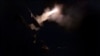 Tàu vận tải bị tên lửa tấn công gần thành phố cảng Mokha của Yemen