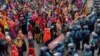 بنگلہ دیش: گارمنٹ فیکٹریوں کے سینکڑوں کارکن مظاہروں میں شرکت پربرطرف