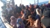 69روہنگیا پناہ گزین لکڑی کی کشتی میں انڈونیشیا کے ساحل پر پہنچ گئے 