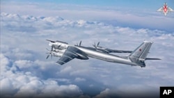Máy bay ném bom chiến lược Tu-95 của lực lượng không quân Nga tham gia cuộc tuần tra chung với máy bay ném bom Trung Quốc trên Thái Bình Dương vào tháng 11/2022.