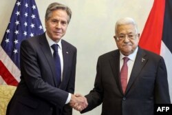 امریکی وزیرخارجہ انٹنی بلنکن نے خطے کے اپنے دورے میں دو بار فلسطینی اتھارٹی کے صدر محمود عباس سے ملاقات کی۔ 13 اکتوبر 2023
