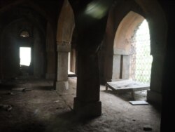 ملچا محل کے اندرونی آثار