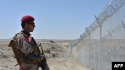 پاکستانی فوج کے مطابق افغانستان کے ساتھ سرحد پر باڑ لگانے کا کام 90 فی صد مکمل ہو چکا ہے۔