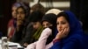 پاکستان: کل آبادی کا نصف ہونے کے باوجود خواتین افرادی قوت کا صرف 21 فی صد کیوں؟