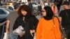  کوما میں چلی جانےوالی ایرانی ٹین ایجرکی والدہ کو گرفتار کر لیا گیا: رائٹس گروپ