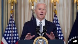 Tổng thống Biden ngày thứ Sáu cũng kêu gọi Quốc hội cấp ngân khoản mà ông yêu cầu vào tháng 10 để đảm bảo an ninh biên giới.