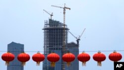 چین کے اعداد و شمار کے قومی بیورو نے 2022 کے جنوری سے مارچ کے عرصے میں 4.8 فیصد شرح نمو رپورٹ کی ہے۔ رپورٹ کے مطابق صنعتی شعبے میں ترقی کی شرح 6.5 فیصد رہی۔