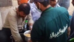 مفت کھانوں کی تقسیم کے لئے سیلانی کے رضاکار سرگرعمل
