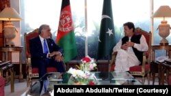 عبداللہ عبداللہ نے پاکستان کے تین روزہ دورے کے موقع پر وزیرِ اعظم عمران خان اور آرمی چیف سمیت دیگر اہم شخصیات سے گفتگو کی۔