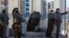 Nga bị tố cáo bắn chết một binh sĩ Ukraina