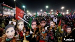 کراچی میں خانہ جنگی سے متعلق فیک نیوز پی ڈی ایم کے جلسے اور مسلم لیگی رہنما کیپٹن صفدر کی مبینہ گرفتاری کے بعد پھیلنی شروع ہوئیں۔