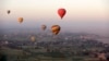 Rớt khí cầu ở Ai Cập, 1 người chết, 12 người bị thương