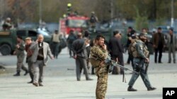 مشرقی کابل میں رہائشی کمپاؤنڈ 'گرین ویلیج' کے قریب ہونے والے دھماکے میں ہلاکتوں کی تعداد 16 ہوگئی۔ ۔ (فائل فوٹو)