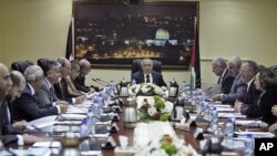 سیاسی اصلاحات کے لیے فلسطینی قیادت پر دباؤ