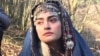 'استغفراللہ حلیمہ باجی،' ترک اداکاروں کے اکاؤنٹس پر پاکستانیوں کے دلچسپ تبصرے