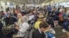 امریکی ہوائی اڈوں پر کرونا وائرس کی اسکریننگ شروع، لمبی قطاریں