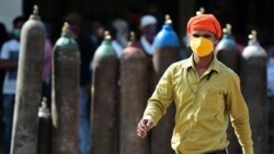 بھارت میں کرونا وبا کی شدت کے باعث آکسیجن کی قلت ہے۔