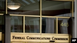 Trụ sở Ủy ban Truyền thông Liên bang Mỹ (FCC) tại Washington D.C. 