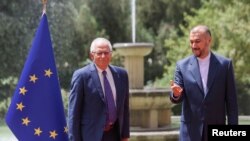 ایرانی وزیر خارجہ حسین امیرعبداللہیان تہران میں یورپی یونین کی خارجہ پالیسی کے سر براہ جوزف بوریل سے ملاقات کر رہے ہیں :رائٹرز